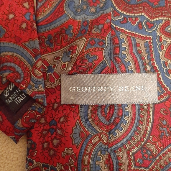 Neck Tie - Picture 4 of 4